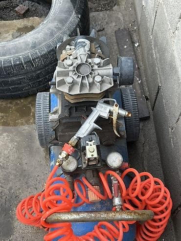 Компрессор электрический ROYAL с ресивером Описание: - Передвижной lalafo.kg да Компрессор электрический ROYAL с ресивером Описание: - Передвижной