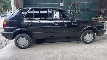 Volkswagen Golf: 1988 г., 1.8 л, Механика, Бензин, Хэтчбэк — 5
