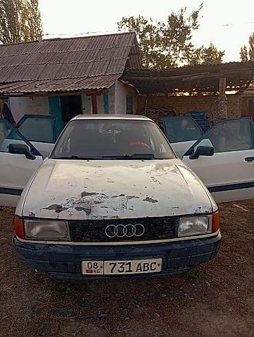 Audi 80: 1990 г., 1.8 л, Кол менен иштөөчү, Бензин, Седан — 1