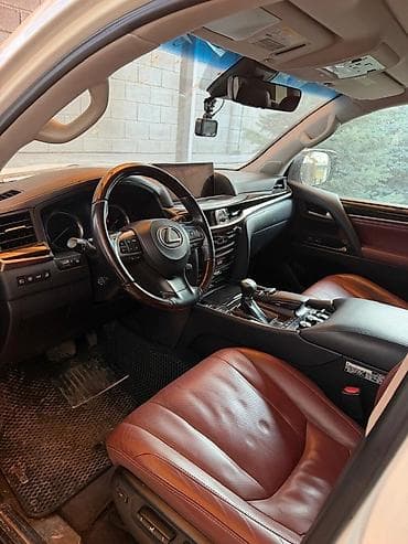 Продажа авто: Lexus LX: 2018 г., 5.7 л, Автомат, Бензин, Внедорожник — 3
