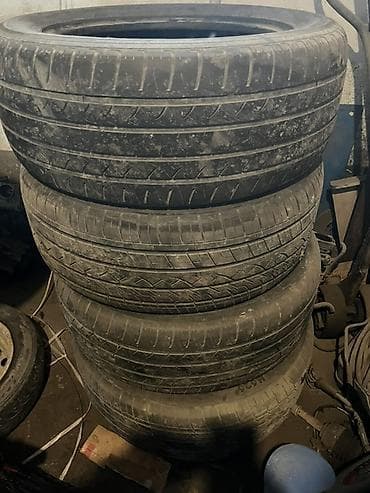 r20: Комплект автомобильных шин 275/55 R20. - Размер: 275/55 R20 — 3