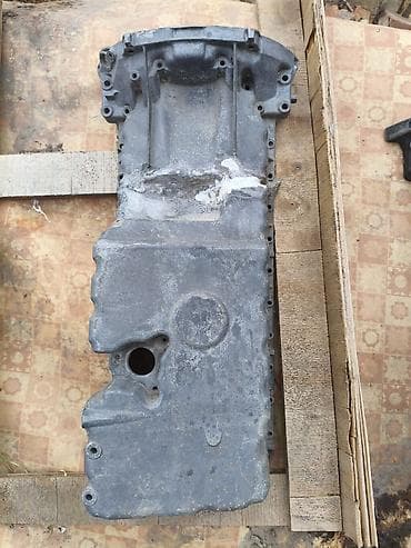 Кыймылдаткыч тетиктери жана чогултулган моторлор: Картер Mercedes-Benz — 1