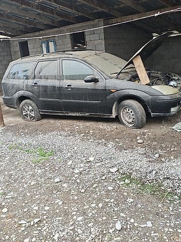 mini cuper: Ford Focus: 2004 г., 1.6 л, Ручные, Бензин, Универсал — 1