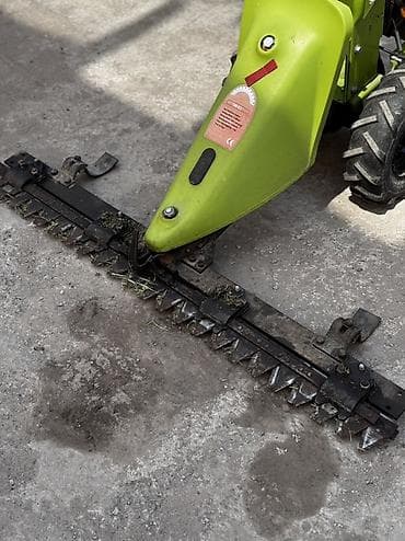 сенокосилка е 303: Бензиновая сегментная косилка (мотокосилка) с шинами повышенной — 4