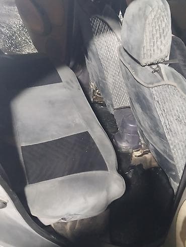 пистолет с глушителем: Nissan Micra: 2003 г., 1.4 л, Автомат, Бензин, Хэтчбэк — 9