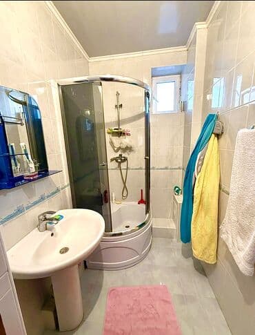 сниму дом под швейный цех: 320 м², 10 комнат, Утепленный, Кондиционер, Парковка — 8