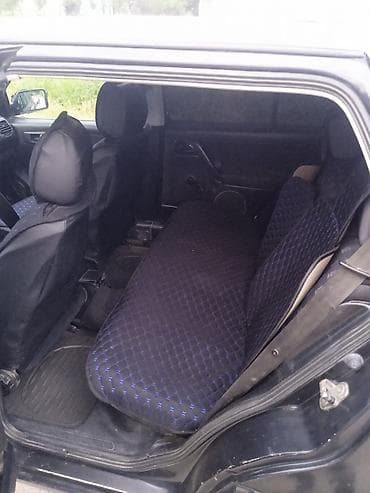 Volkswagen Golf: 1992 г., Кол менен иштөөчү, Хетчбек — 10