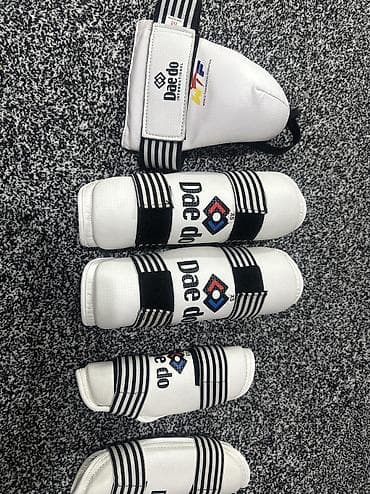 Защитки для борьбы на таеквон-до Размер xs Примерно на возраст 5-6-7