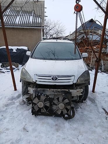 crv 2001: Toyota Avensis: 2001 г., 2 л, Механика, Дизель, Минивэн — 5