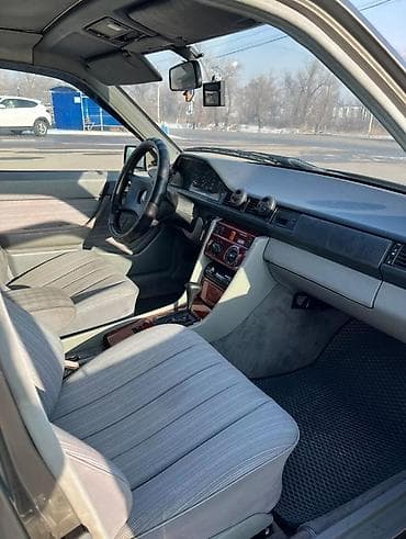 хорда стрим: Mercedes-Benz E-Class: 1989 г., 2.3 л, Автомат, Бензин, Седан — 7