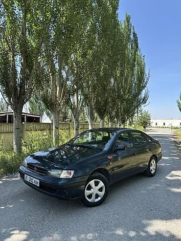 Toyota Carina E: 1996 г., 1.8 л, Механика, Бензин, Лифтбек