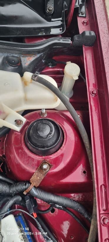 фара деу нексия: Daewoo Nexia: 2025 г., Седан — 8