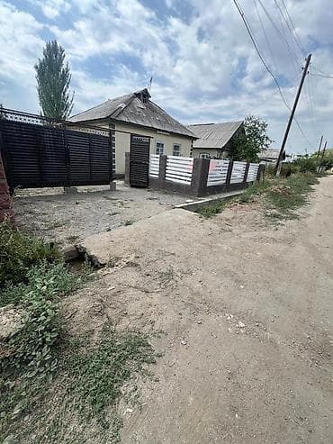 дом в ат башы: Продаётся частный дом с участком 16,5 сотых. адрес: Ананиева. ул — 2