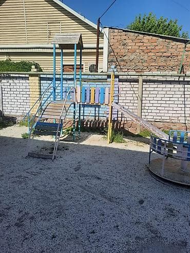 зарядка для детских машинок: Детская площадка Для улицы, Б/у — 1