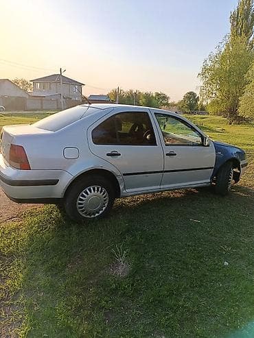 Volkswagen: Volkswagen Bora: 1999 г., 1.6 л, Механика, Бензин, Седан — 5