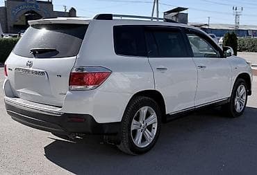 Toyota Highlander: 2010 г., 3.5 л, Автомат, Бензин, Внедорожник