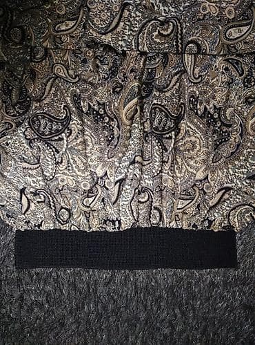 Личные вещи: Юбка. Ткань масло. Размер стандартный подойдёт на 42.44.46.48 размеры — 2