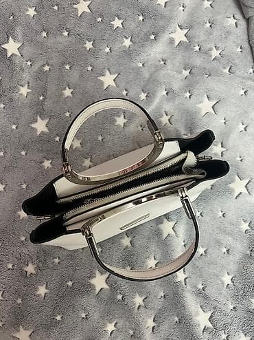 Лыжалар: Продаю вместительную сумочку с короткой ручкой Сумка в хорошем — 3