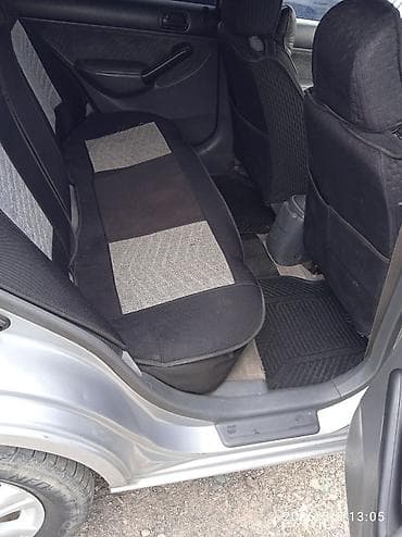 mazda 626 2001: Honda Civic: 2001 г., 1.5 л, Автомат, Бензин, Седан — 2