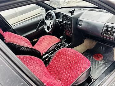 Продажа авто: Volkswagen Passat: 1991 г., 1.8 л, Механика, Бензин, Седан — 6