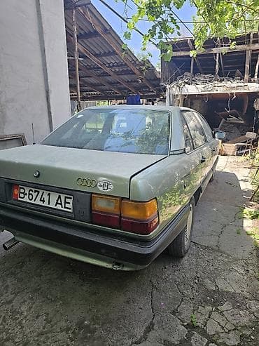 ауди газ: Audi 100: 1984 г., 1.8 л, Механика, Бензин, Седан — 6