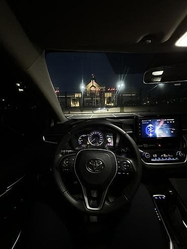 енкар авто: Toyota Corolla: 2019 г., 1.8 л, Вариатор, Гибрид, Седан — 10