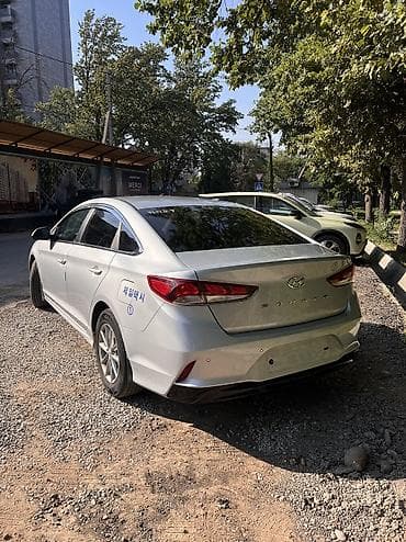 чехлы на соната: Hyundai Sonata: 2020 г., 2 л, Автомат, Газ, Седан — 5