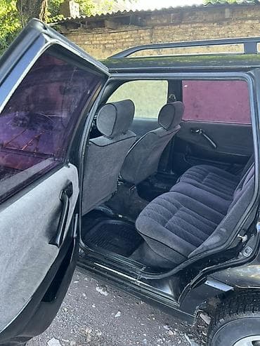 Volkswagen: Volkswagen Passat Variant: 1990 г., 1.8 л, Механика, Бензин, Универсал — 10