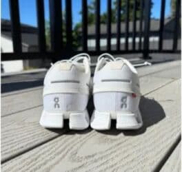 сараканошка бутсы: Кроссовки ON cloud Versa Оргиналь Новые кроссовки размер 39,40 очень — 3