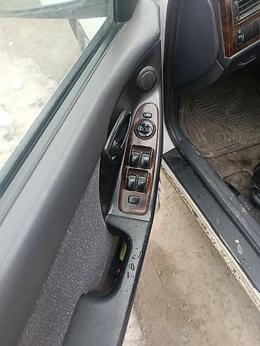 mark 4: Hyundai Elantra: 2002 г., Бензин, Седан — 6