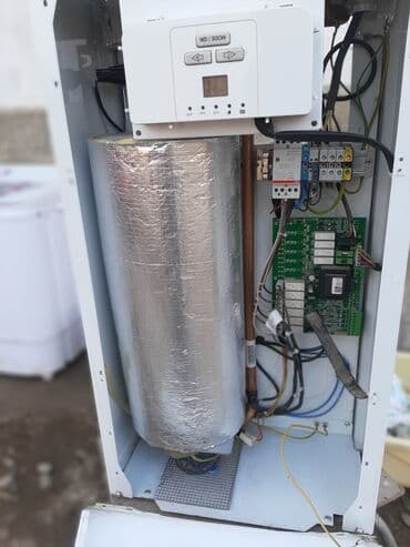 эмеректер бу: Топтолмо суу жылыткыч Бактын көлөмү: 30 л, Ariston, Дат баспас болот, Колдонулган — 5