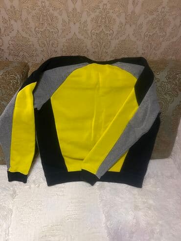 брендовые свитшоты: Б/у, M — 3