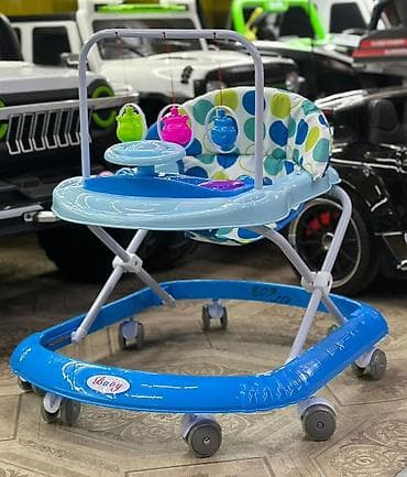 удобные прогулочные коляски: Детские ходунки — яркие и удобные модели для первых шагов малыша — 3