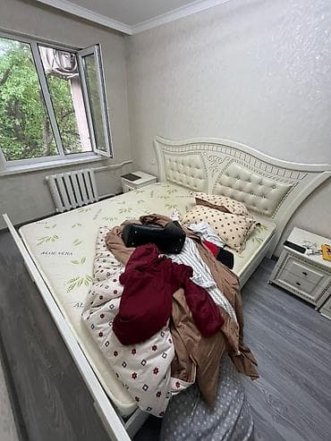 Дом и сад: Спальный гарнитур в классическом стиле (цвет айвори с золотистой — 1