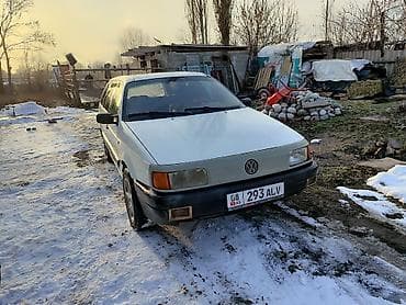 8: Volkswagen Passat: 1991 г., 1.8 л, Механика, Бензин, Универсал — 4