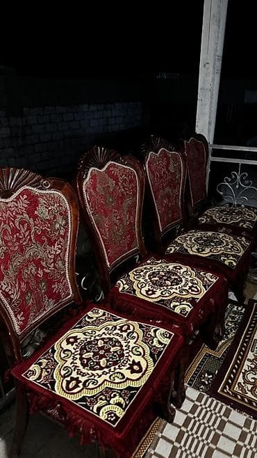 горки в зал: Продаются стулья — 10 шт. Красивые, добротные стулья с мягкой обивкой — 1
