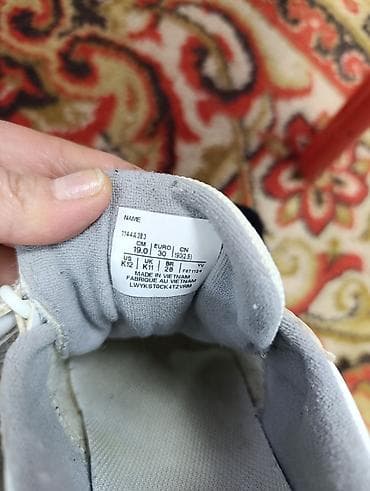 Оюнчуктар: Детские кроссовки ASICS - Модель: низкие кеды с фирменными полосками — 5