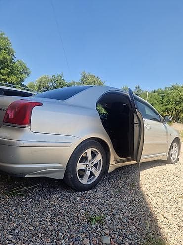avensis: Toyota Avensis: 2004 г., 2 л, Автомат, Бензин, Седан — 9