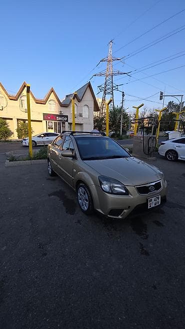 Kia Rio: 2011 г., 1.5 л, Механика, Бензин, Седан — 2