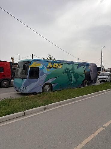 билеты на футбол: Автобус-лоукостер для рекламных и ивент‑активностей - Полноразмерный — 4