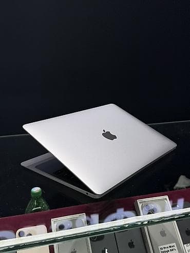 Ультрабук, Б/у, Apple M1, ОЗУ, RAM: 8 ГБ, В рассрочку