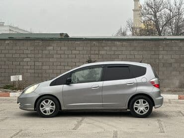 ханда: Honda Fit: 2010 г., 1.5 л, Бензин, Седан — 6