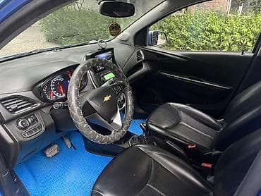 машы: Chevrolet Spark: 2017 г., 1 л, Робот, Бензин, Хэтчбэк — 5