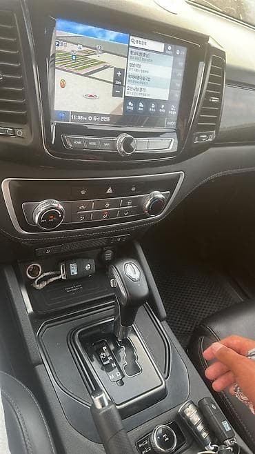 коробка 2114: Ssangyong Rexton Sports: 2020 г., 2.2 л, Автомат, Дизель, Пикап — 4