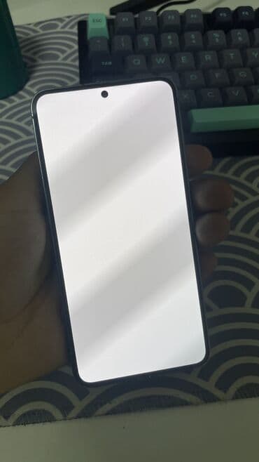 s23 fe: Samsung Galaxy S23, Б/у, 256 ГБ, цвет - Серебристый, 1 SIM, 2 SIM — 8