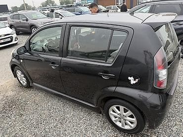 обмен на 5 5: Daihatsu Sirion: 2009 г., 1.2 л, Автомат, Бензин — 2