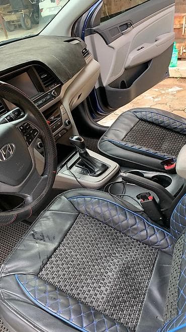 mersedes bens 210: Hyundai Elantra: 2018 г., 2 л, Бензин, Седан — 6