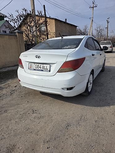 шины с диском: Hyundai Solaris: 2013 г., 1.6 л, Механика, Бензин, Седан — 3