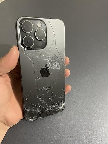 apple 5s iphone: IPhone 15 Pro Max, Б/у, 256 ГБ, Black Titanium, Чехол — 1