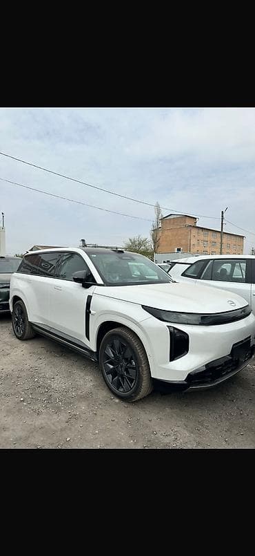 Детейлеры: Требуется опытный полировщик 
Работа сдельная 
Заработок достойный — 3